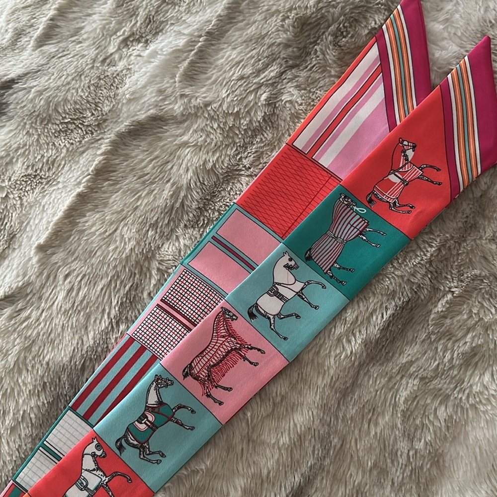 🐎🧡Colorful Horse Print Scarf twilly